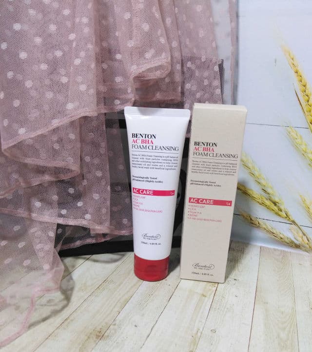 BENTON AC BHA Foam Cleansing review photo by Septianievi3
