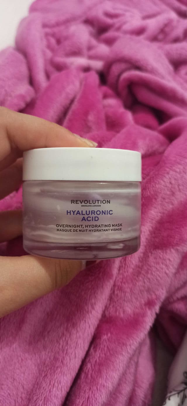 Revolution Beauty Hyaluronic Acid Overnight Hydrating Face Mask review photo by anafedzzz