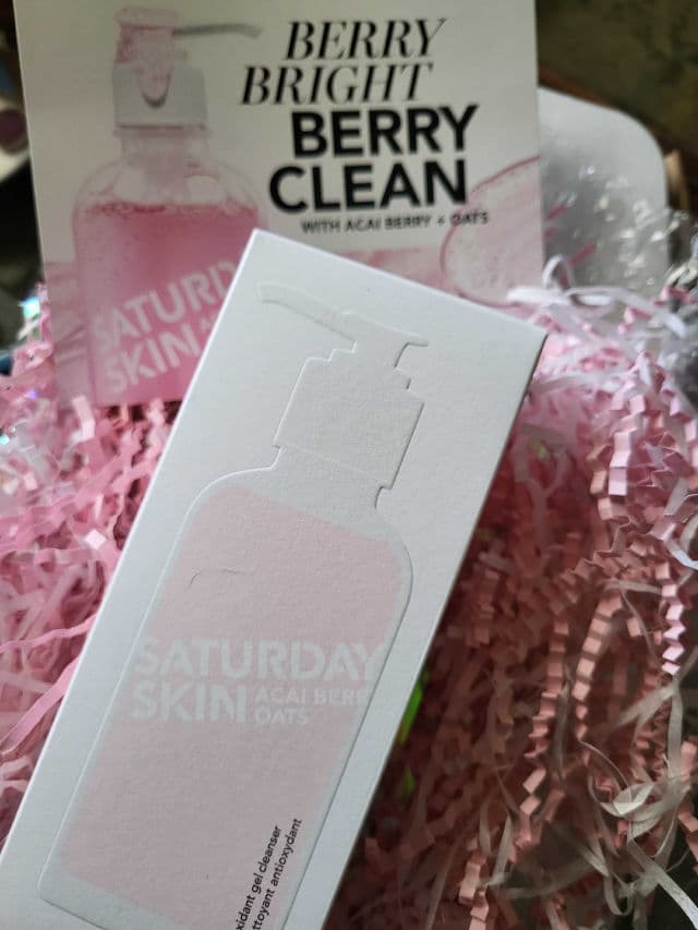 Saturday Skin Acai Berry + Oats Anti-Oxidant Gel Cleanser review photo by NSK28328