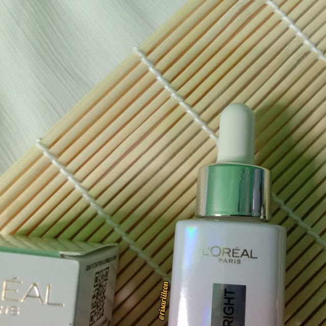L'Oreal Paris 1.0% Glycolic Acid Instant Glowing Face Serum review photo by RisaRiiLeon