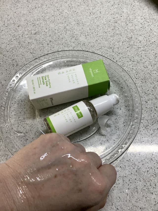 VEGREEN Skin Purifying Tea Tree Serum review photo by remedyforbeauty
