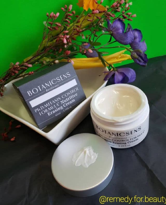 Botanicsens Ph.D. Melanin Control Formula Nutritive Erasing Pack review photo by remedyforbeauty