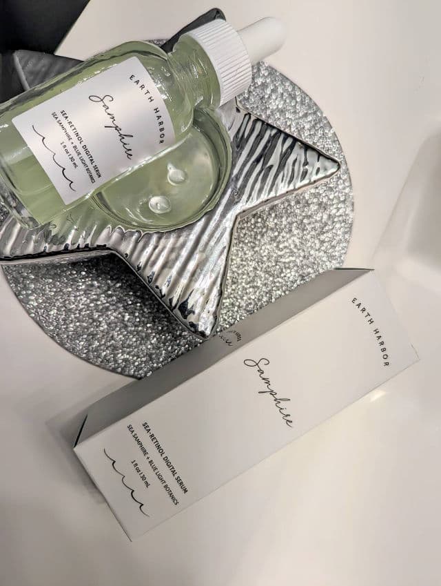 Earth Harbor Naturals Samphire Sea-Retinol Digital Serum review photo by remedyforbeauty