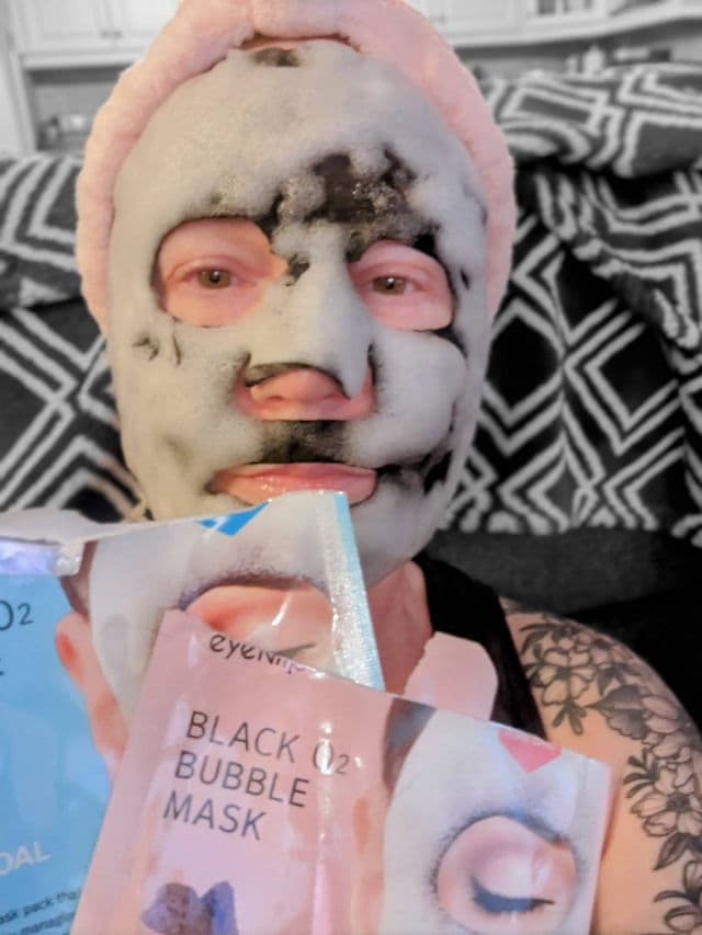 EYENLIP Detoxifying Black O2 Bubble Mask Charcoal review photo by remedyforbeauty