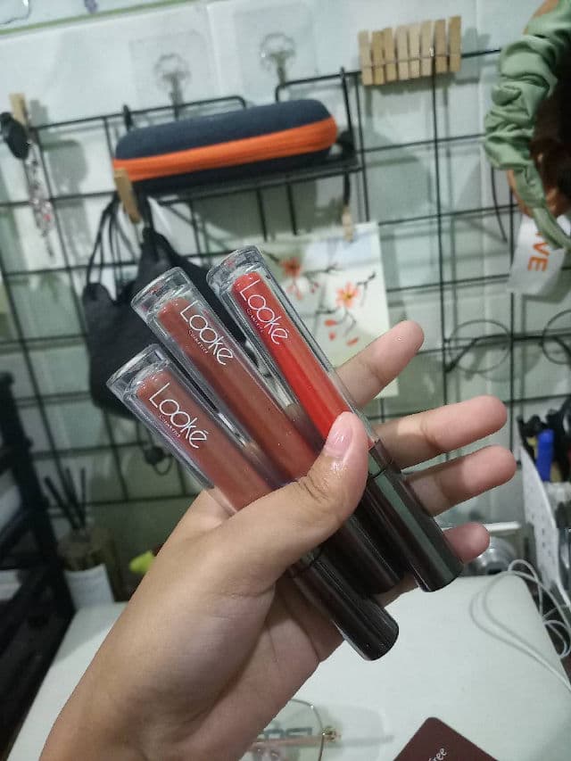 Looké Cosmetics Holy Lip Creme review photo by yournoctiphany