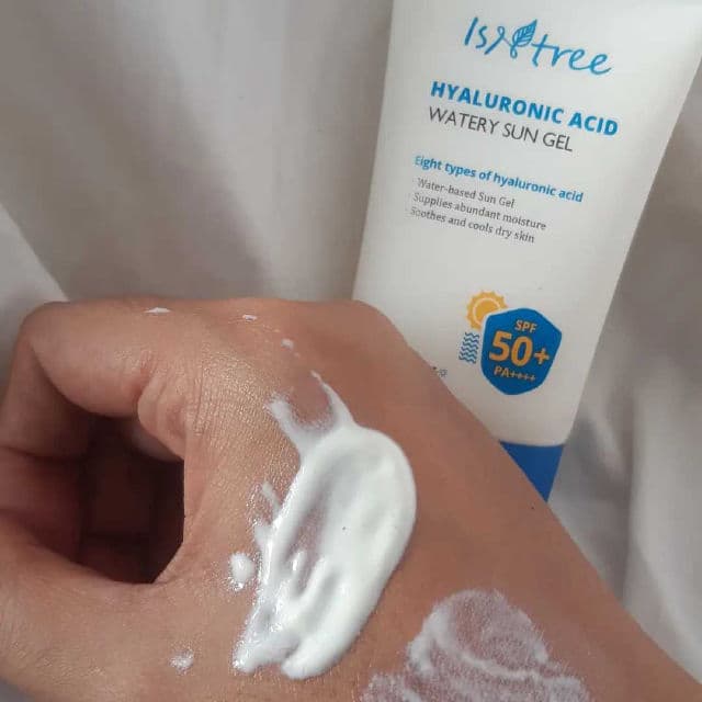 ISNTREE Hyaluronic Acid Watery Sun Gel SPF50+ PA++++ review photo by ricalynlacaba