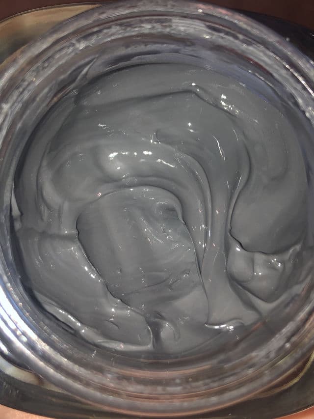 L'Oreal Paris Pure Clay Detoxifying + Brightening Charcoal Mask review photo by BlondieRS
