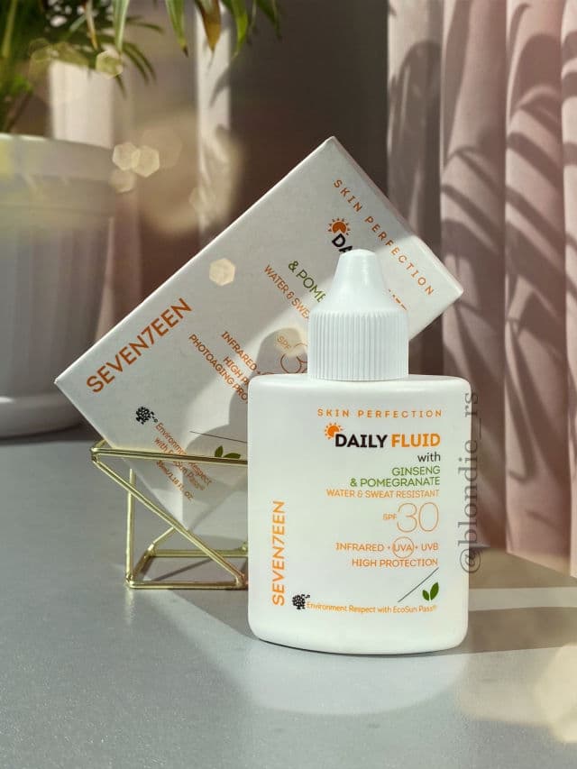 Seventeen Cosmetics Daily Fluid SPF30 review photo by BlondieRS