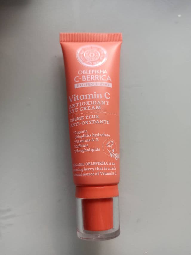 Natura Siberica C-Berrica Vitamin C Antioxidant Eye Cream review photo by raque