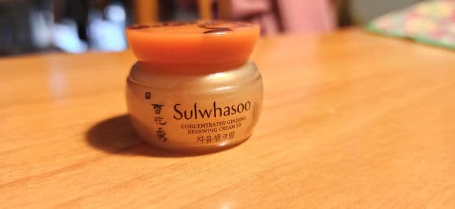 Sulwhasoo Concentrated Ginseng Renewing Cream (Old) review photo by raque