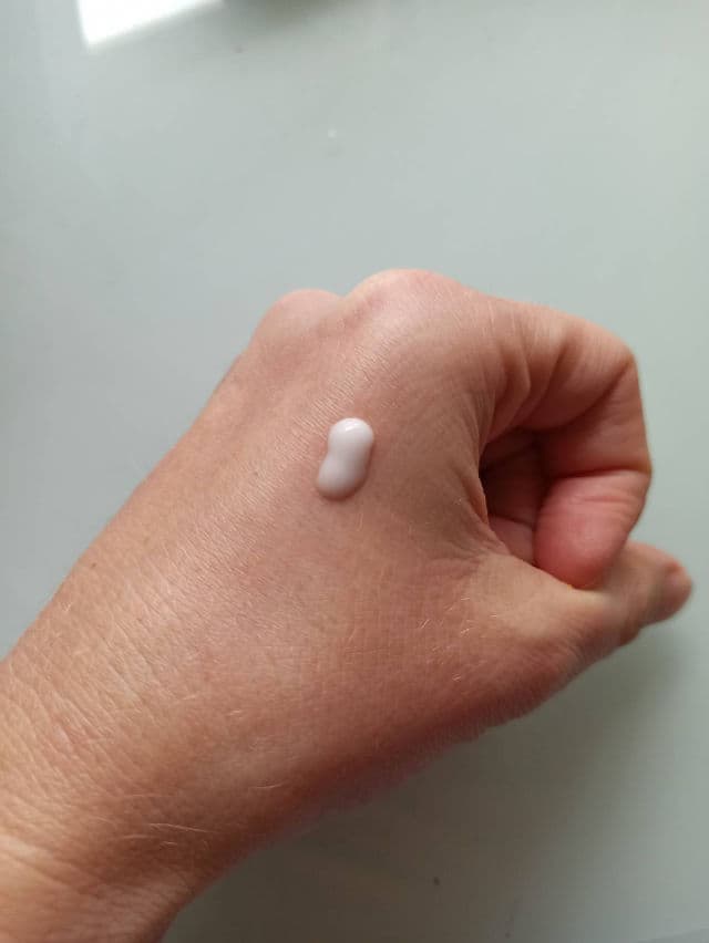 Natura Siberica C-Berrica Vitamin C Antioxidant Eye Cream review photo by raque