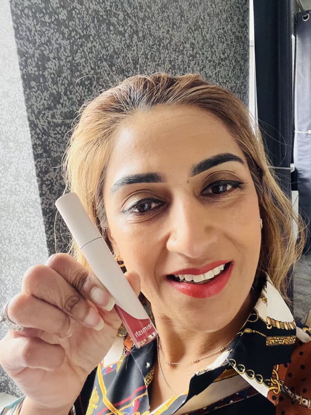 Heimish #02 Burning Rose review photo by Queenbee1973