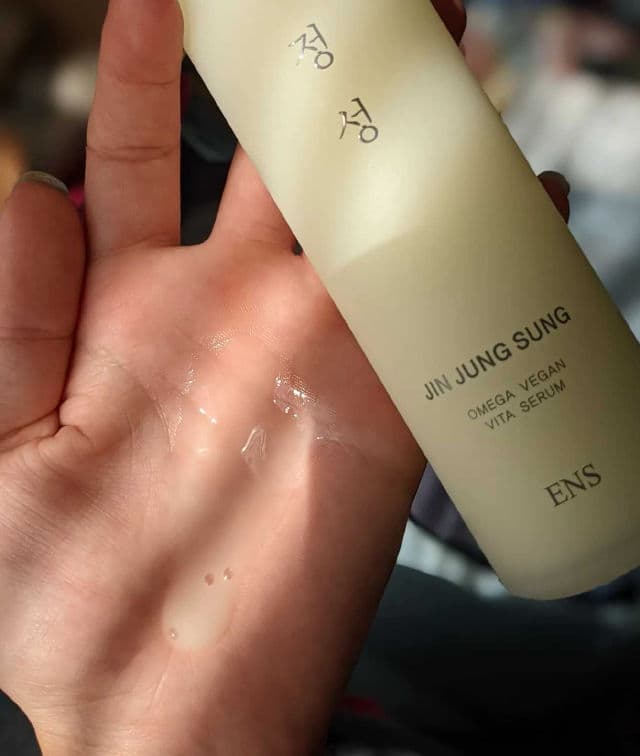 ENS Jin Jung Sung Omega Vegan Vita Serum  review photo by Renterese