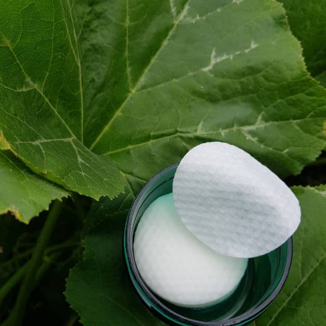 One-day's you Help Me Dacto Pad review photo by Xaabara