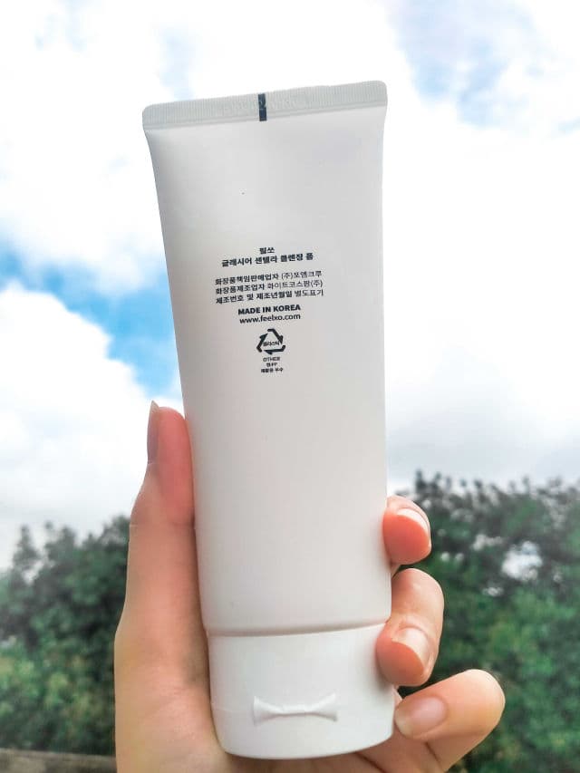 Feelxo Glacier Centella Cleansing Foam review photo by Trang168