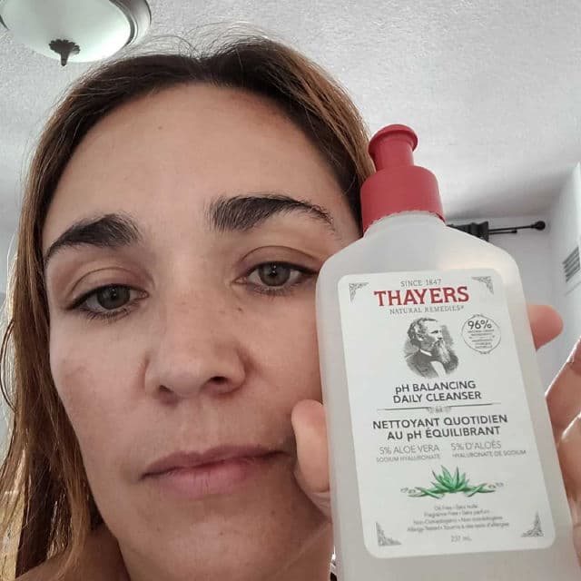 Thayers pH Balancing Gentle Cleanser review photo by luiguithemom