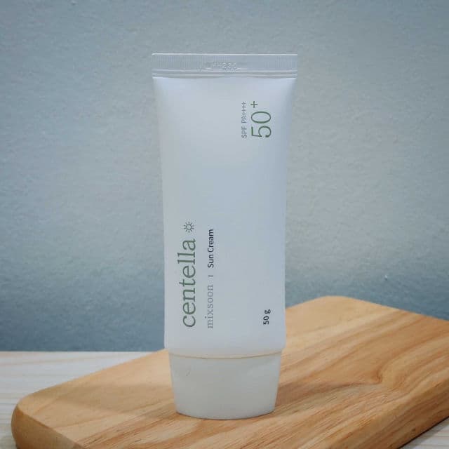 MIXSOON Centella Asiatica Sun Cream SPF 50+ PA++++  review photo by danielwonderland