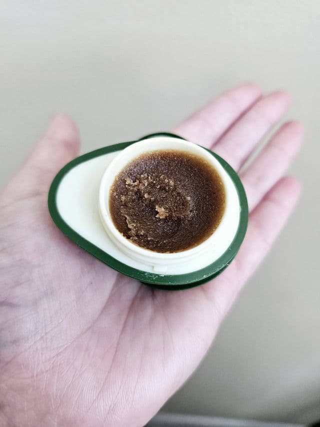SKINFOOD Avocado & Sugar Lip Scrub review photo by LauraJayne