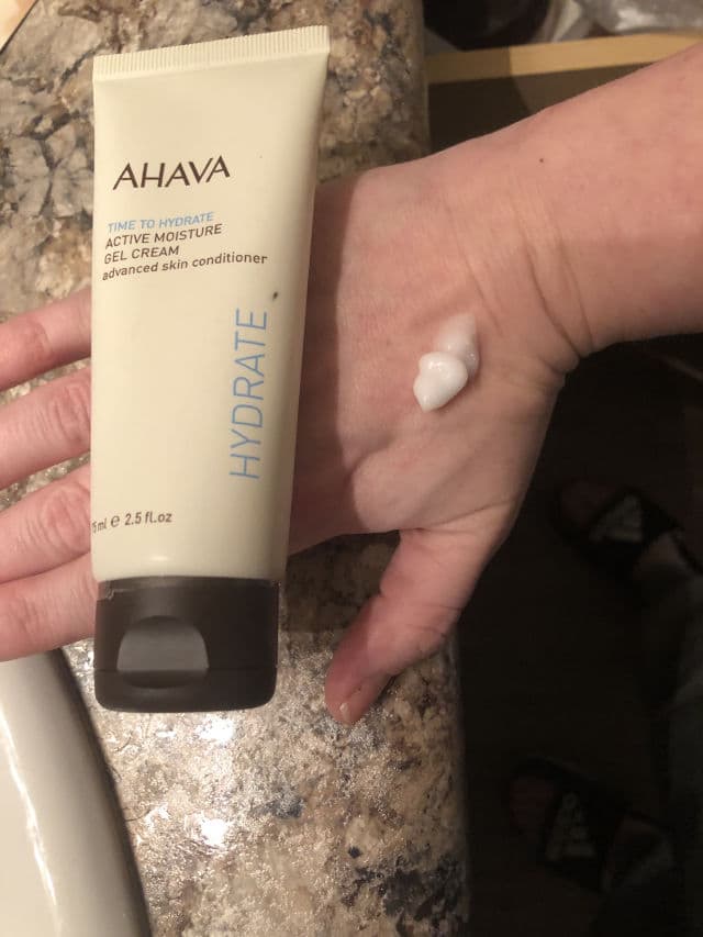 Ahava Time To Hydrate Essential Day Moisturizer, Normal to Dry Skin review photo by NixielouEve