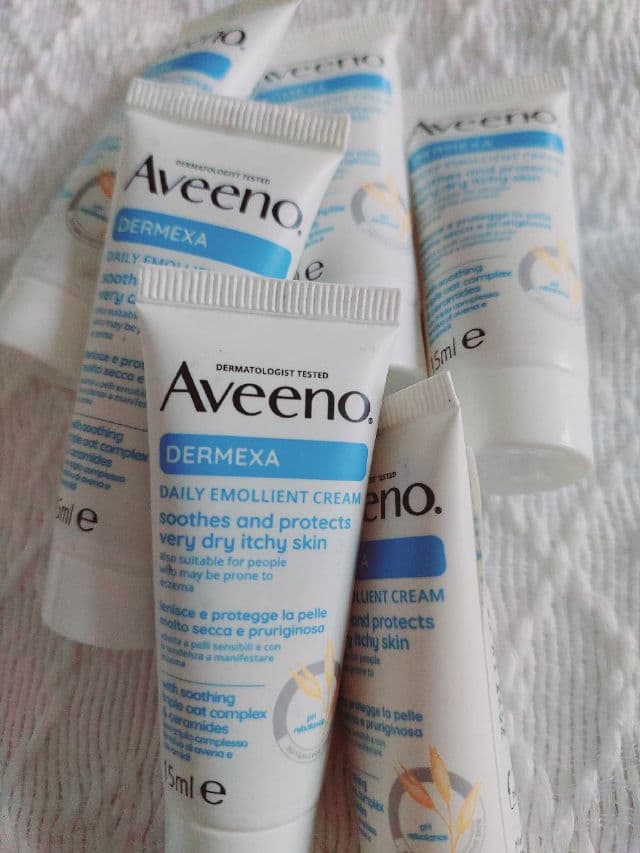 Aveeno Dermexa Daily Emollient Cream review photo by Soojin