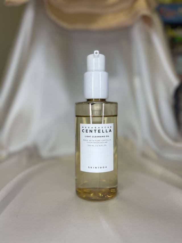 SKIN1004 Madagascar Centella Light Cleansing Oil review photo by sykrskn