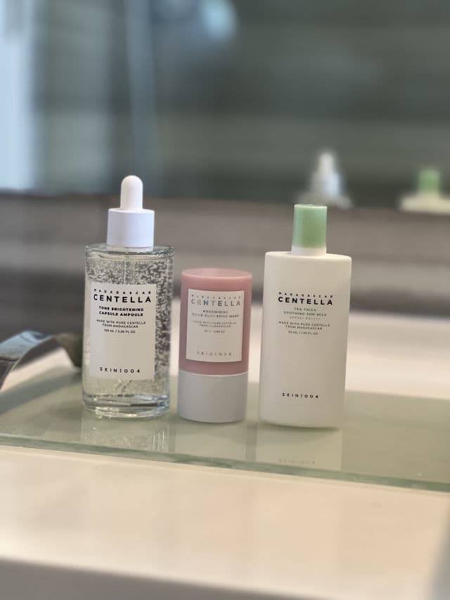 SKIN1004 Madagascar Centella Poremizing Quick Clay Stick Mask review photo by Kissie