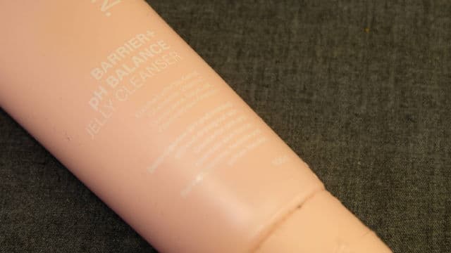 ElsheSkin Barrier+ pH Balance Jelly Cleanser review photo by farahaszar