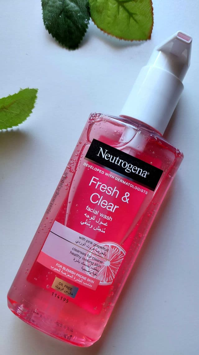Neutrogena Oil-Free Acne Wash Pink Grapefruit Facial Cleanser review photo by justwingit