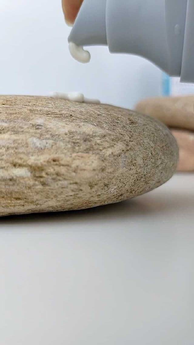 SKIN1004 Madagascar Centella Hyalu-Cica Water-Fit Sun Serum SPF50+ PA++++ review photo by beautyfriya