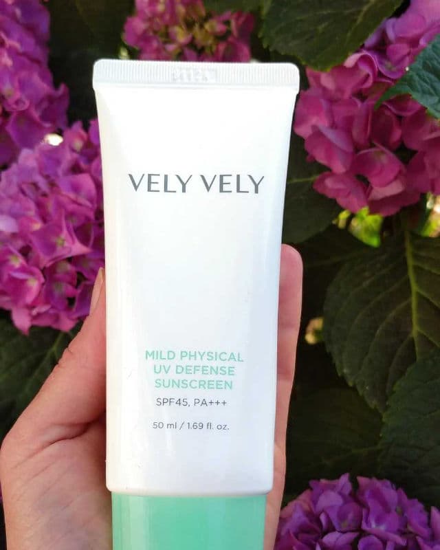 Vely Vely Mild Physical UV Defense Sunscreen SPF45 PA++++ review photo by beautyfriya