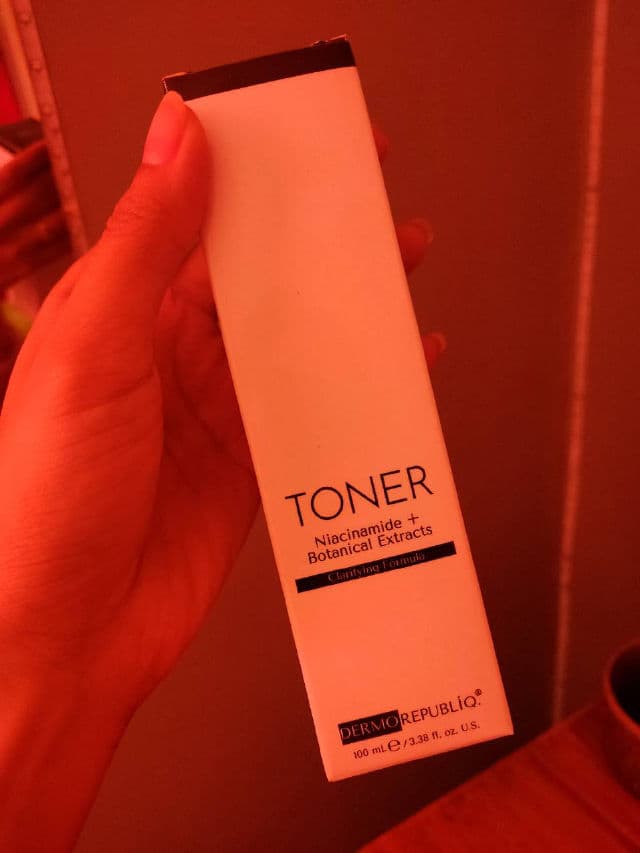 Dermorepubliq Clarifying Toner Niacinamide + Botanical Extracts   review photo by Dhet04