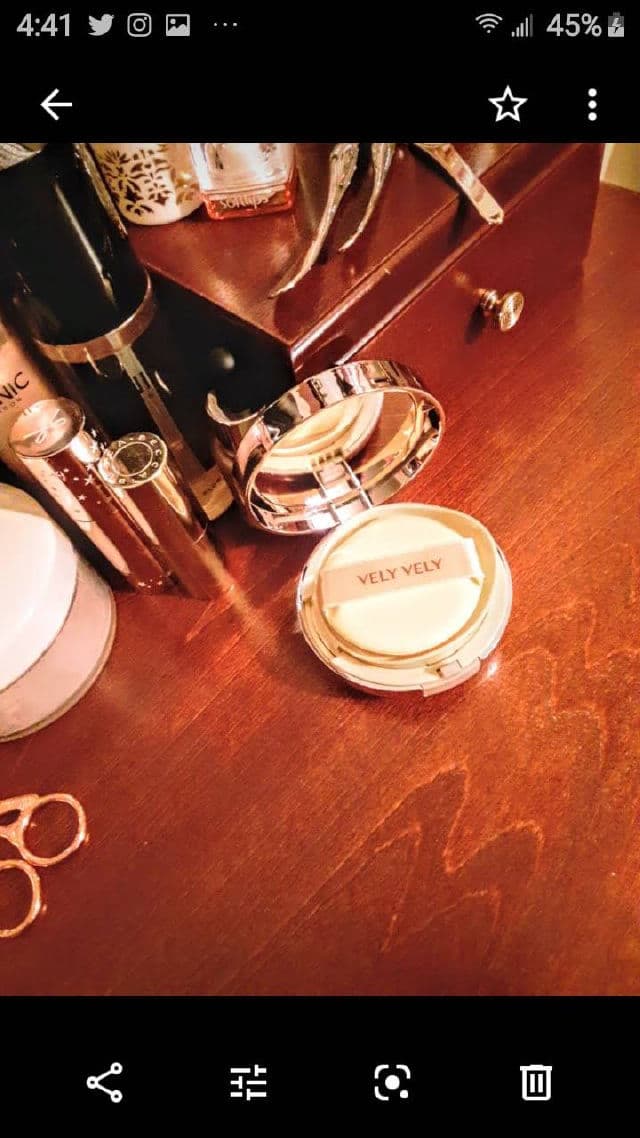 Aura Honey Glow Cushion Foundation SPF 50+ product review