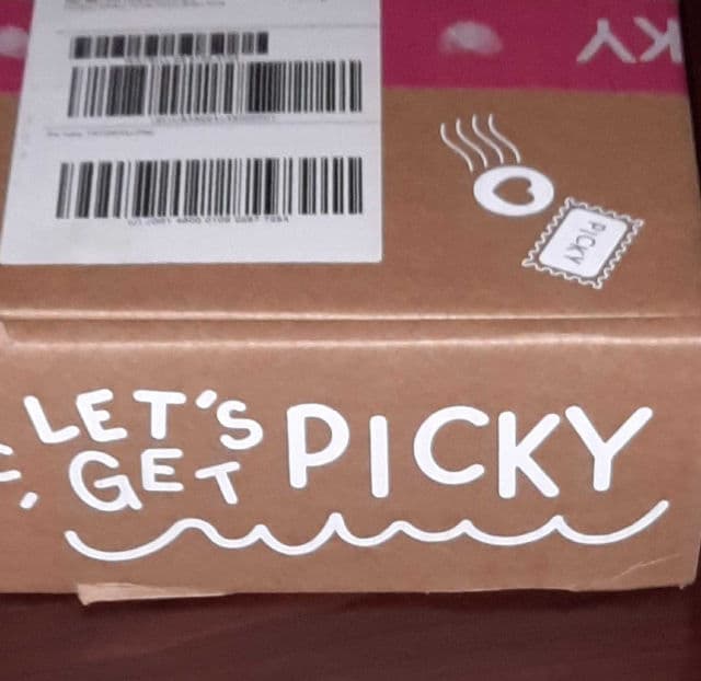 Picky Picky Box #6 | Award Winners Box review photo by Codermary 