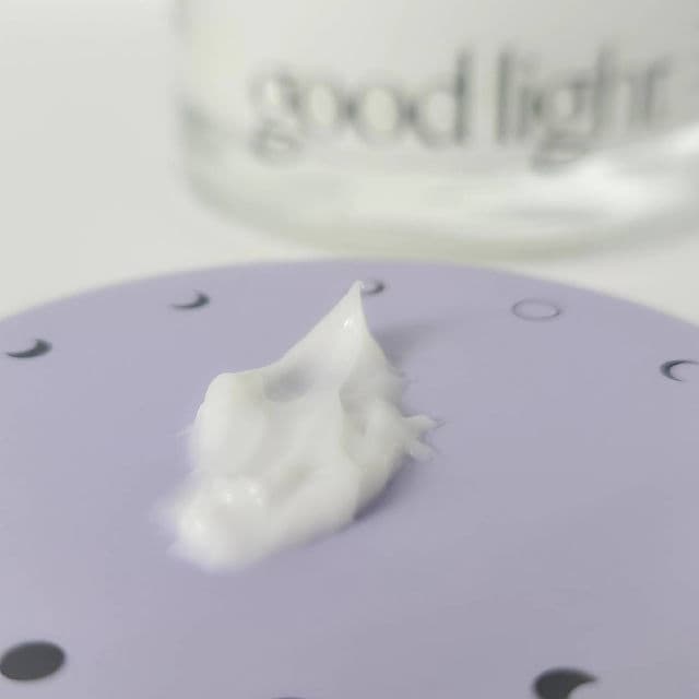 good light Order of the Eclipse Hyaluronic Cream review photo by SarahSmile