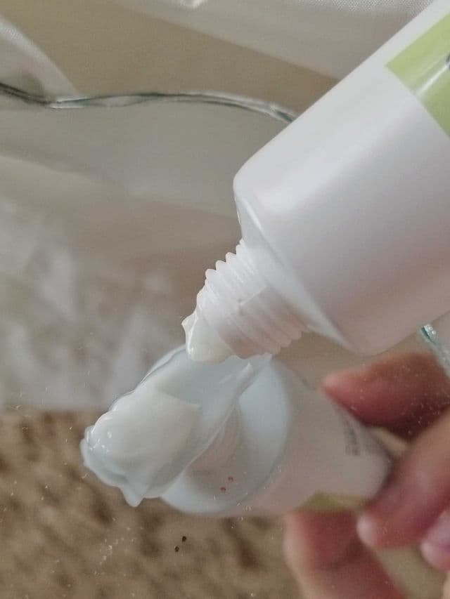 Bonajour Natural Green Multi Vitamin Moisturizing Cream review photo by Fairuzamirahrazak