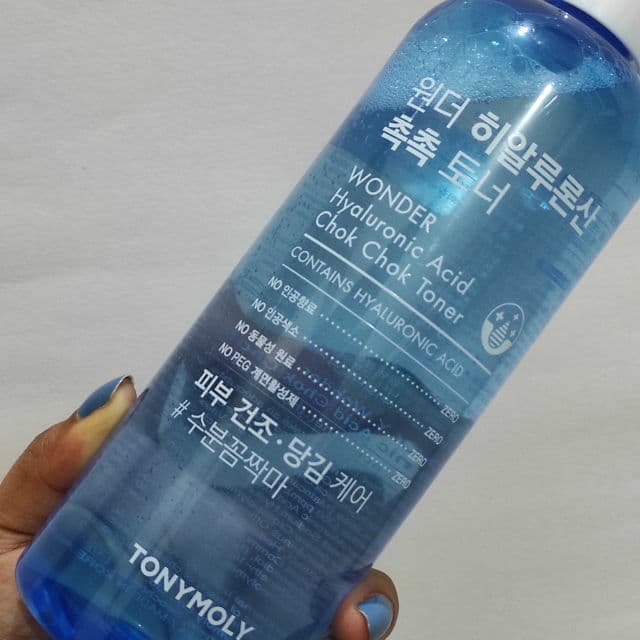 TONYMOLY Wonder Hyaluronic Acid Chok Chok Toner review photo by curlycurves
