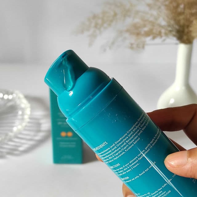 Conscious Chemist Clear Shield Invisible Sunscreen Matte Finish SPF30 PA++ review photo by curlycurves