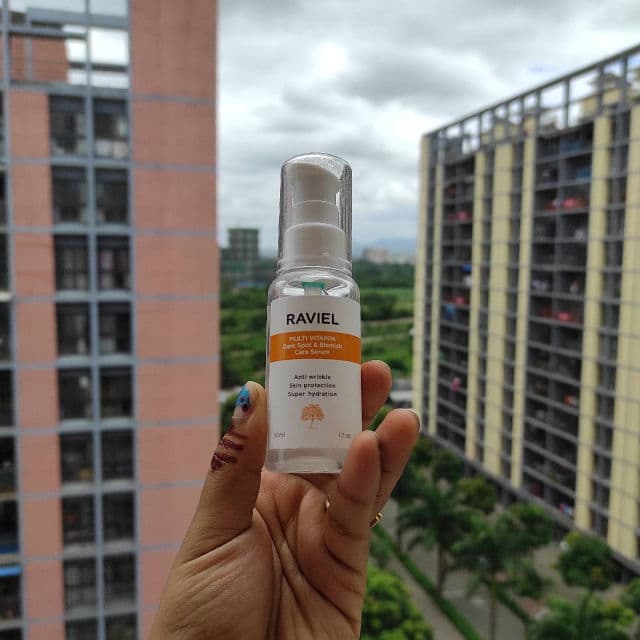 RAVIEL Multi Vitamin Dark Spot & Blemish Care Face Serum review photo by curlycurves