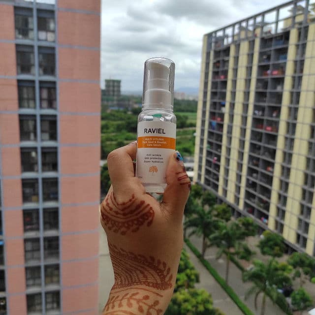 RAVIEL Multi Vitamin Dark Spot & Blemish Care Face Serum review photo by curlycurves