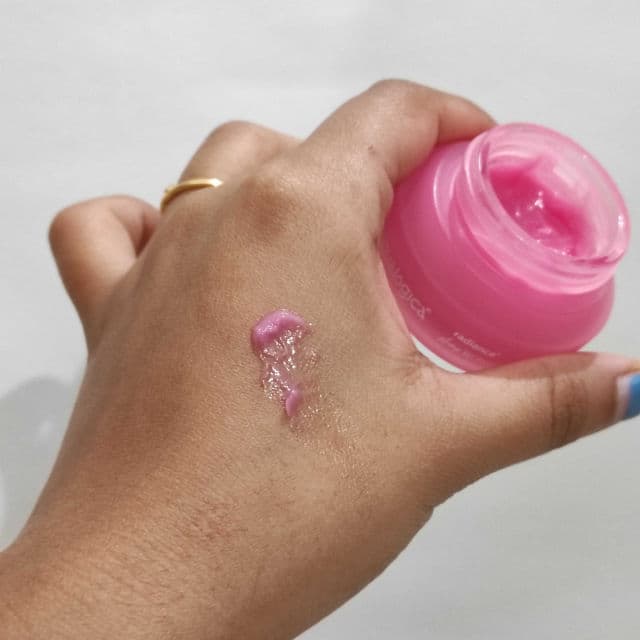 Aqualogica Radiance+ Plump Lip Mask review photo by curlycurves