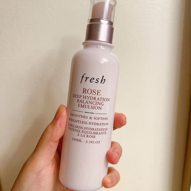fresh Rose & Hyaluronic Acid Deep Hydration Emulsion review photo by purplerain9