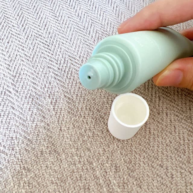 Caudalie Paris Vinopure Moisturizing Mattifying Fluid review photo by purplerain9