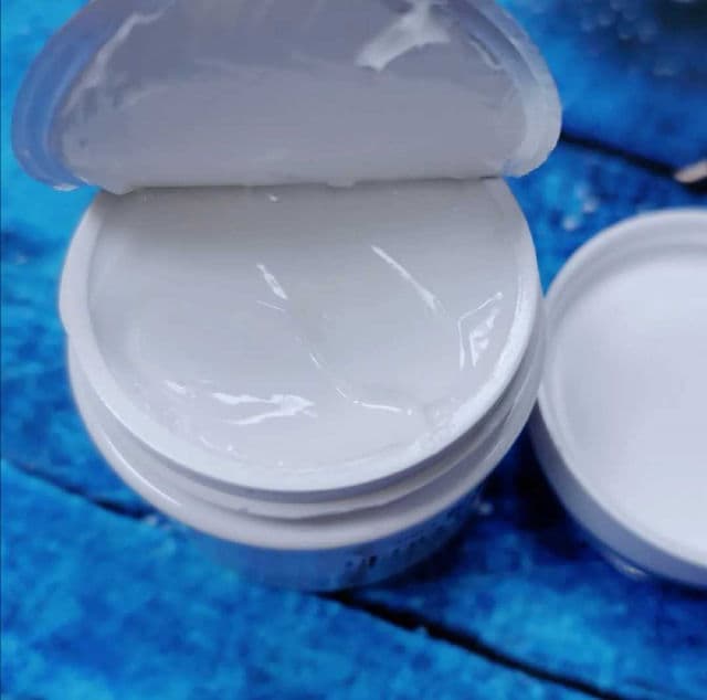 Kiehl's Ultra Facial Overnight Rehydrating Mask with 10.5% Squalane review photo by Happyzai168