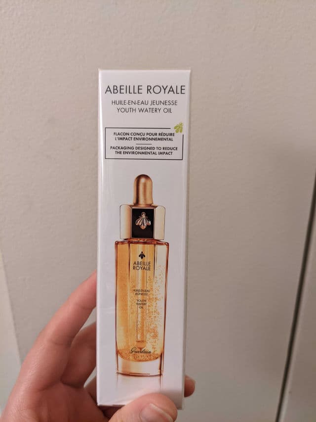Guerlain Abeille Royale Youth Watery Oil review photo by irene1990