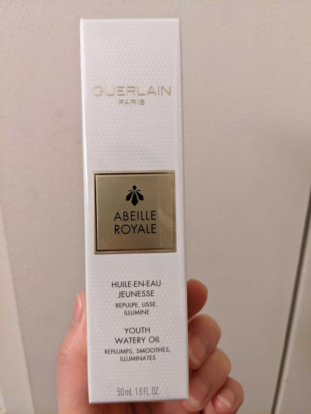 Guerlain Abeille Royale Youth Watery Oil review photo by irene1990