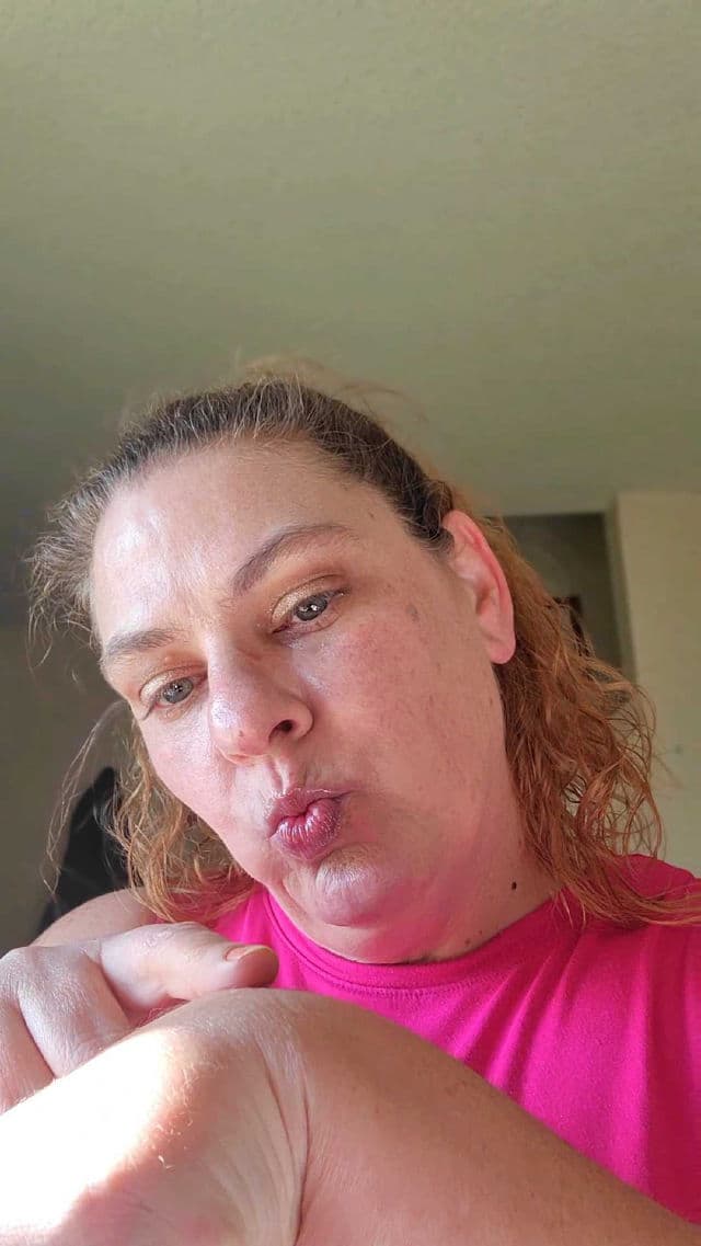 Babe Original Babe Glow Lip Plumping Jelly - Clear review photo by SarriK