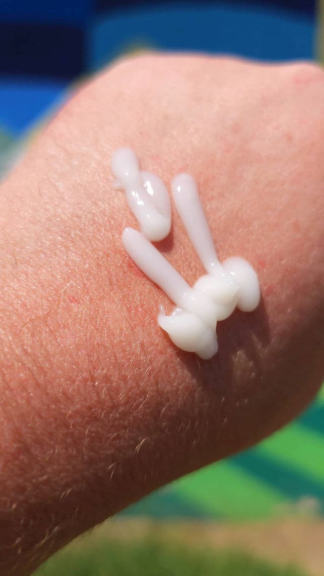 I'M FROM Licorice Calming Cream review photo by SarriK