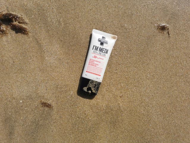 Suntique I'm Medi 100% Zinc Sun SPF 50+ PA++++ review photo by hashiskincare