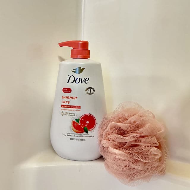 Dove Summer Care Body Wash review photo by igetitforfree