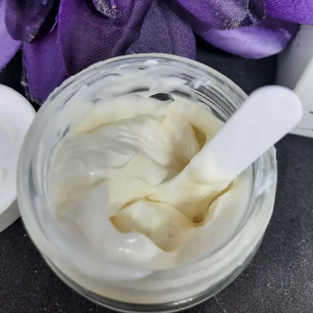 Earth Harbor Naturals Siren Silk Multi-Tasking Hydration Creme review photo by scootie73